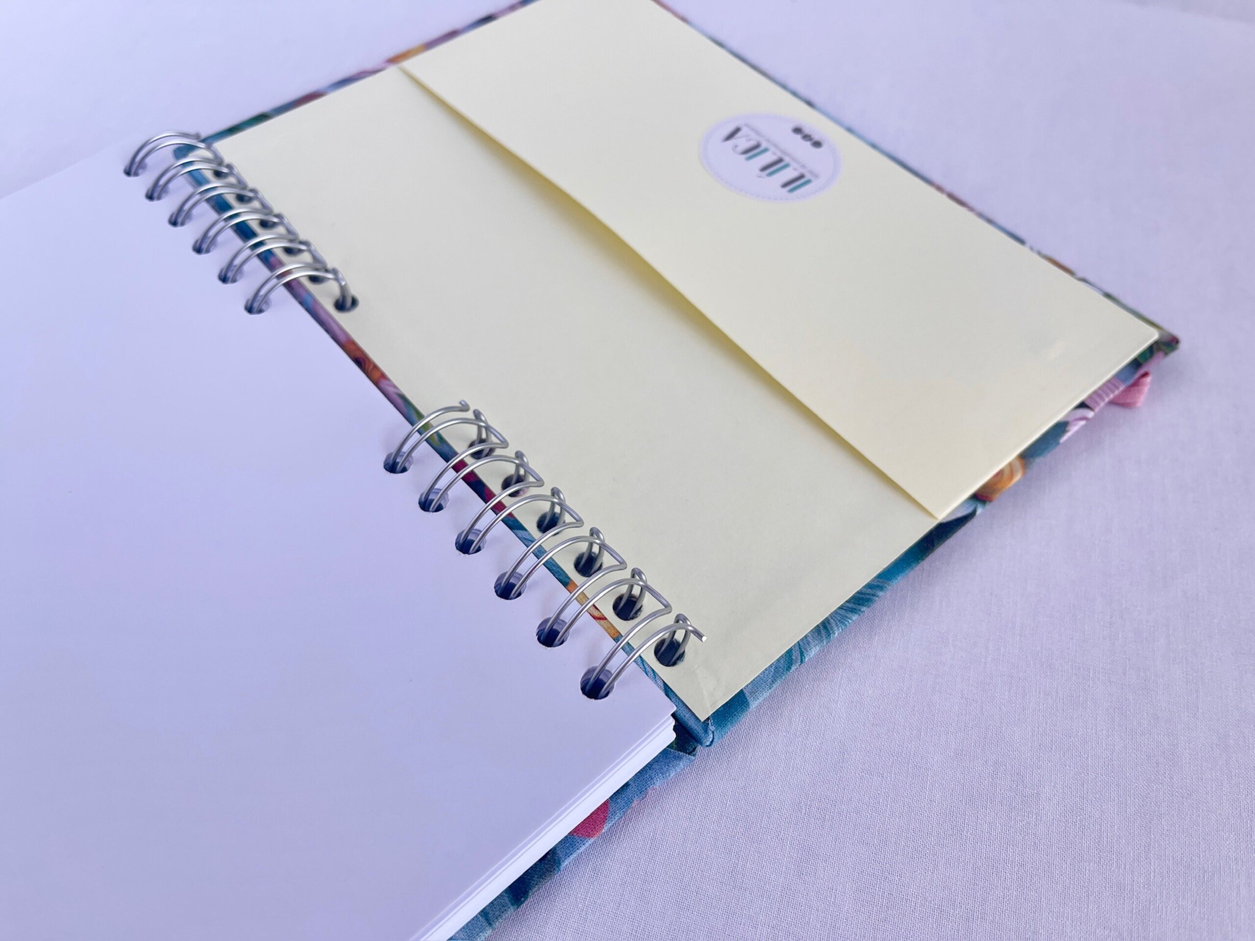 Cuaderno wireo negro - 3